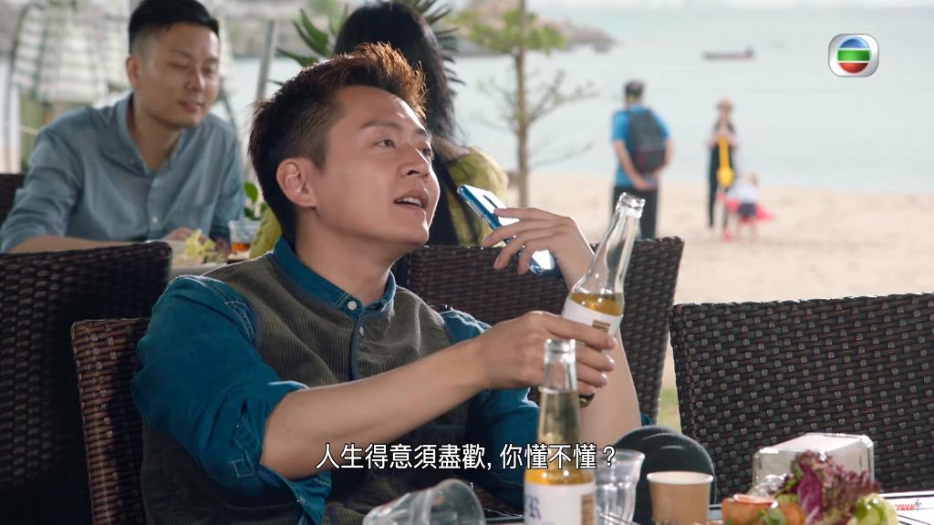 《踩过界II》张振朗与蔡思贝上演床戏时假牙磕嘴？爆料女友收看床戏很过瘾！