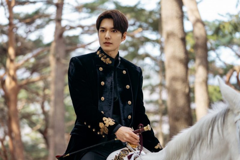 Netflix推出的奇幻片同样有三部是大马观众最爱的韩剧，分别有《The King：永远的君主》
